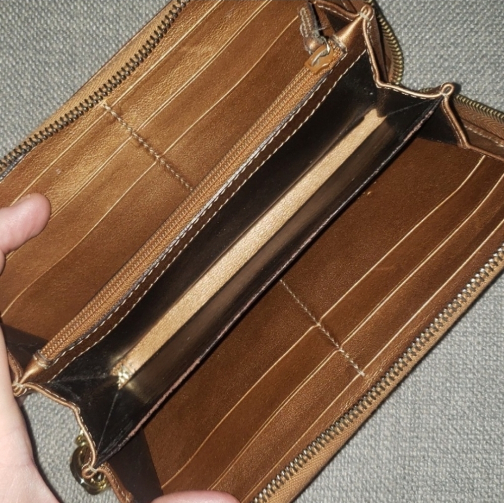 GUCCI GG Guccissima Leather Zip Around Bifold Long Wallet - Picture 4 of 11